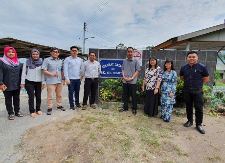 Sponsorship of School Bags to SK St. Martin