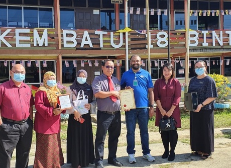 Sponsorship of School Equipment to SK Sg. Kem Batu 18, Bintulu