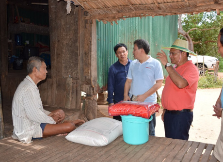 Charity Giveaway @ Cambodia