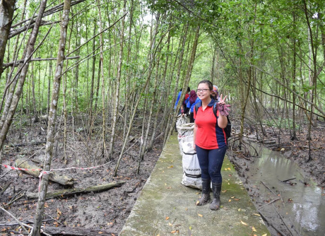 Mangrove Cleaning in Kuala Selangor