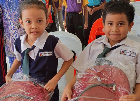Sponsorship of School Bags_SK Selanjan