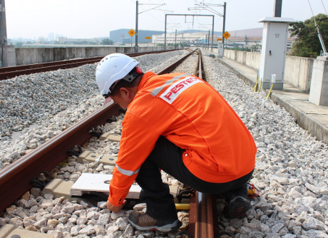 Rail Link From Subang Commuter Station to Subang Skypark